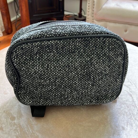 LN! *Jaguar* Black/Gray Tweed Travel Organizer - Picture 1 of 10
